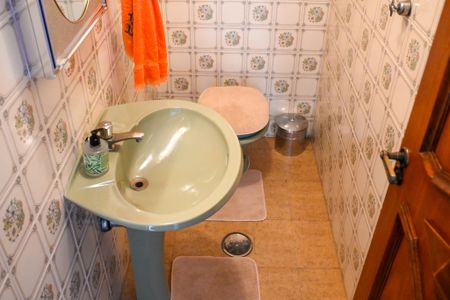 Casa à venda com 469m², 3 quartos e 4 vagas Casa à venda com 469m², 3 quartos e 4 vagasBanheiro de Serviço