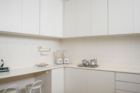 Casa à venda com 469m², 3 quartos e 4 vagas Casa à venda com 469m², 3 quartos e 4 vagasCozinha