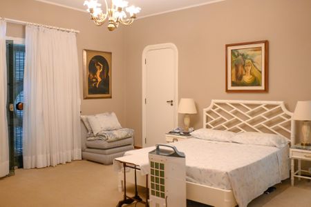 Casa à venda com 469m², 3 quartos e 4 vagas Casa à venda com 469m², 3 quartos e 4 vagasSuite 1