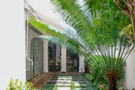 Casa à venda com 469m², 3 quartos e 4 vagas Casa à venda com 469m², 3 quartos e 4 vagasÁrea comum