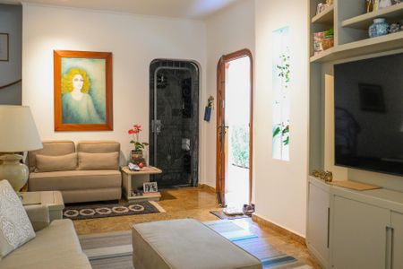 Casa à venda com 469m², 3 quartos e 4 vagas Casa à venda com 469m², 3 quartos e 4 vagasSala