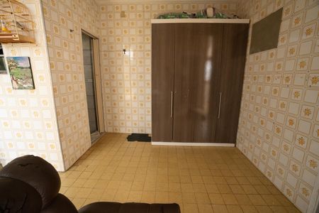 Casa à venda com 160m², 3 quartos e 2 vagas Casa à venda com 160m², 3 quartos e 2 vagasÁrea de Serviço