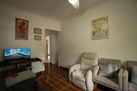 Casa à venda com 160m², 3 quartos e 2 vagas Casa à venda com 160m², 3 quartos e 2 vagasSala