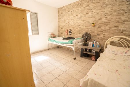 Casa à venda com 160m², 3 quartos e 2 vagas Casa à venda com 160m², 3 quartos e 2 vagasQuarto 2