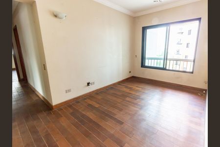 Apartamento à venda com 234m², 4 quartos e 4 vagas Apartamento à venda com 234m², 4 quartos e 4 vagasSala de TV
