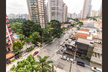 Apartamento à venda com 234m², 4 quartos e 4 vagas Apartamento à venda com 234m², 4 quartos e 4 vagasVaranda - Vista