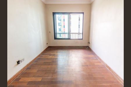 Apartamento à venda com 234m², 4 quartos e 4 vagas Apartamento à venda com 234m², 4 quartos e 4 vagasSala de TV