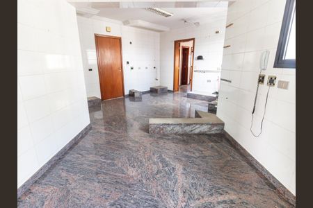 Apartamento à venda com 234m², 4 quartos e 4 vagas Apartamento à venda com 234m², 4 quartos e 4 vagasCozinha