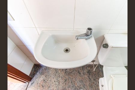 Apartamento à venda com 234m², 4 quartos e 4 vagas Apartamento à venda com 234m², 4 quartos e 4 vagasQuarto de Serviço