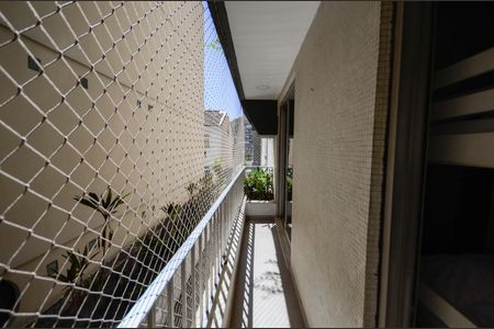 Apartamento à venda com 90m², 2 quartos e 2 vagasVaranda da Sala