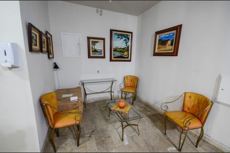 Apartamento à venda com 90m², 2 quartos e 2 vagasHall