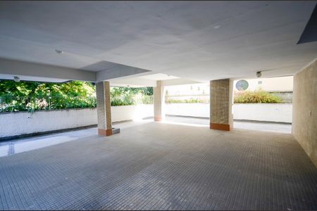 Apartamento à venda com 90m², 2 quartos e 2 vagasÁrea comum - Playground