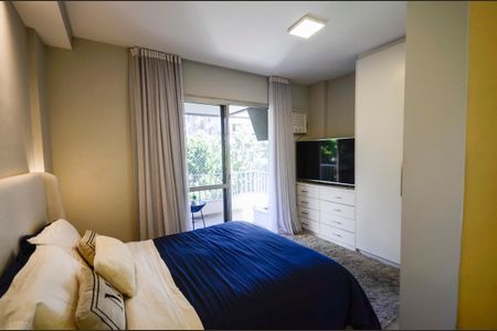 Apartamento à venda com 90m², 2 quartos e 2 vagasSuíte