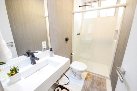 Apartamento à venda com 90m², 2 quartos e 2 vagasBanheiro Social