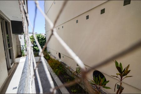 Apartamento à venda com 90m², 2 quartos e 2 vagasVista da Sala