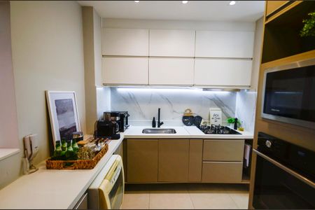 Apartamento à venda com 90m², 2 quartos e 2 vagasCozinha