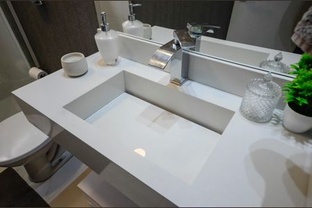 Apartamento à venda com 90m², 2 quartos e 2 vagasBanheiro da Suíte