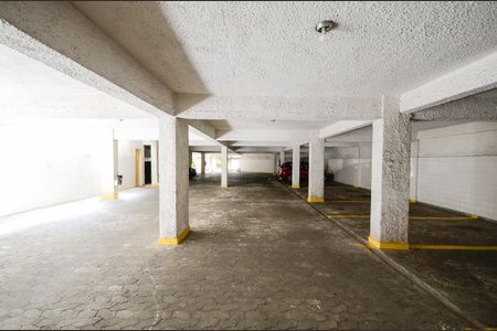 Apartamento à venda com 90m², 2 quartos e 2 vagasGaragem