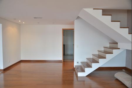 Apartamento à venda com 280m², 3 quartos e 4 vagasSala