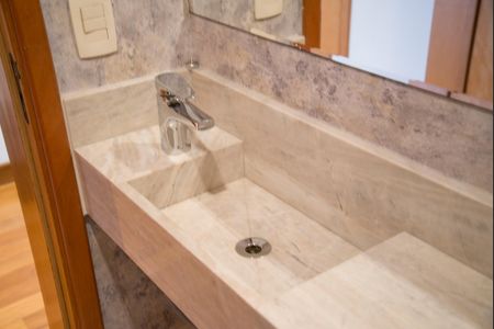 Apartamento à venda com 280m², 3 quartos e 4 vagasLavabo