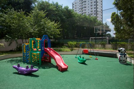 Apartamento à venda com 280m², 3 quartos e 4 vagasÁrea comum - Playground