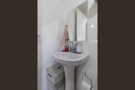 Apartamento à venda com 37m², 2 quartos e sem vaga Apartamento à venda com 37m², 2 quartos e sem vagaBanheiro