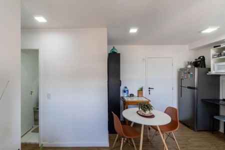 Apartamento à venda com 37m², 2 quartos e sem vaga Apartamento à venda com 37m², 2 quartos e sem vagaSala