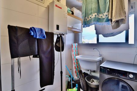 Apartamento à venda com 64m², 2 quartos e 1 vaga Apartamento à venda com 64m², 2 quartos e 1 vagaÁrea de Serviço