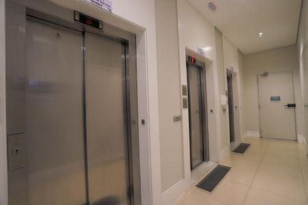 Apartamento à venda com 64m², 2 quartos e 1 vaga Apartamento à venda com 64m², 2 quartos e 1 vagaÁrea comum