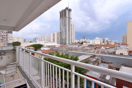 Apartamento à venda com 64m², 2 quartos e 1 vaga Apartamento à venda com 64m², 2 quartos e 1 vagavaranda