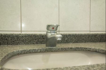 Casa à venda com 125m², 3 quartos e 2 vagasBanheiro