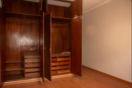 Casa à venda com 125m², 3 quartos e 2 vagasQuarto 1