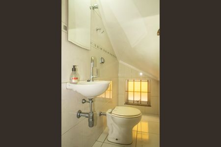 Casa à venda com 125m², 3 quartos e 2 vagasLavabo