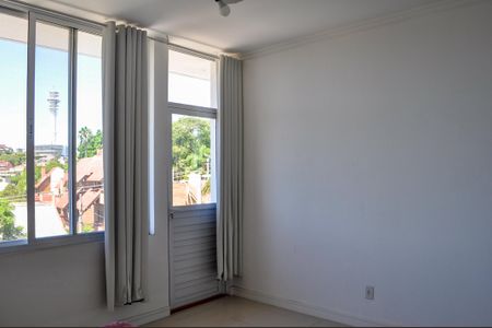 Casa à venda com 450m², 4 quartos e 4 vagas Casa à venda com 450m², 4 quartos e 4 vagasSuíte 2