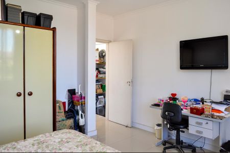 Casa à venda com 450m², 4 quartos e 4 vagas Casa à venda com 450m², 4 quartos e 4 vagasQuarto 3