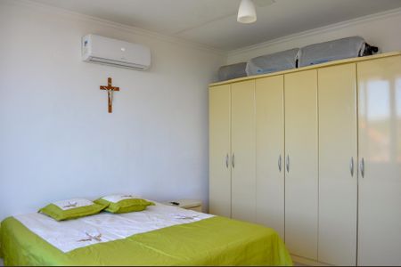 Casa à venda com 450m², 4 quartos e 4 vagas Casa à venda com 450m², 4 quartos e 4 vagasSuíte 1