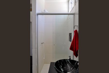 Casa à venda com 450m², 4 quartos e 4 vagas Casa à venda com 450m², 4 quartos e 4 vagasBanheiro /Suíte 2