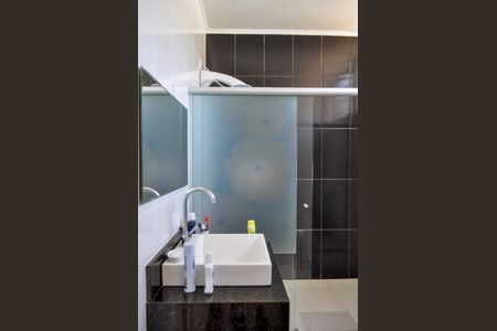 Casa à venda com 450m², 4 quartos e 4 vagas Casa à venda com 450m², 4 quartos e 4 vagasBanheiro/Suíte 1