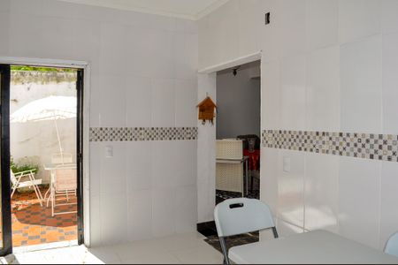 Casa à venda com 450m², 4 quartos e 4 vagas Casa à venda com 450m², 4 quartos e 4 vagasCopa