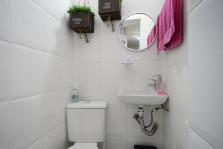 Casa à venda com 180m², 4 quartos e 1 vagaLavabo