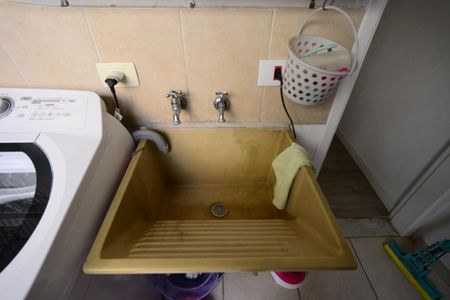 Casa à venda com 180m², 4 quartos e 1 vagaÁrea de Serviço