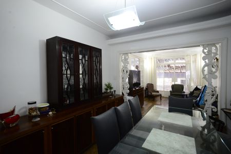 Casa à venda com 180m², 4 quartos e 1 vagaSala