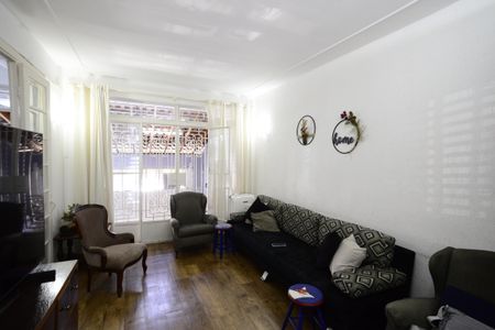 Casa à venda com 180m², 4 quartos e 1 vagaSala