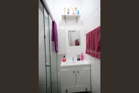 Casa à venda com 180m², 4 quartos e 1 vagaBanheiro de Serviço