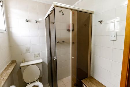 Apartamento à venda com 96m², 3 quartos e 2 vagas Apartamento à venda com 96m², 3 quartos e 2 vagasBanheiro Corredor