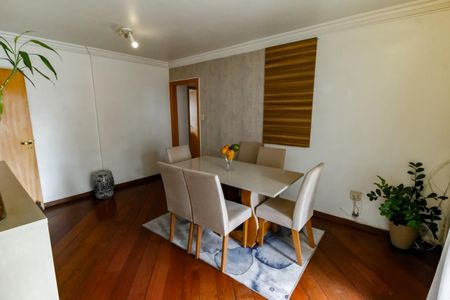 Apartamento à venda com 96m², 3 quartos e 2 vagas Apartamento à venda com 96m², 3 quartos e 2 vagasSala 2 - jantar