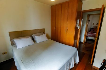 Apartamento à venda com 96m², 3 quartos e 2 vagas Apartamento à venda com 96m², 3 quartos e 2 vagasSuíte