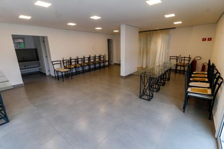 Apartamento à venda com 96m², 3 quartos e 2 vagas Apartamento à venda com 96m², 3 quartos e 2 vagasÁrea comum - Salão de festas
