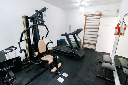 Apartamento à venda com 96m², 3 quartos e 2 vagas Apartamento à venda com 96m², 3 quartos e 2 vagasÁrea comum - Academia