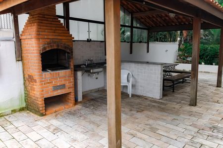 Apartamento à venda com 96m², 3 quartos e 2 vagas Apartamento à venda com 96m², 3 quartos e 2 vagasÁrea comum - Churrasqueira